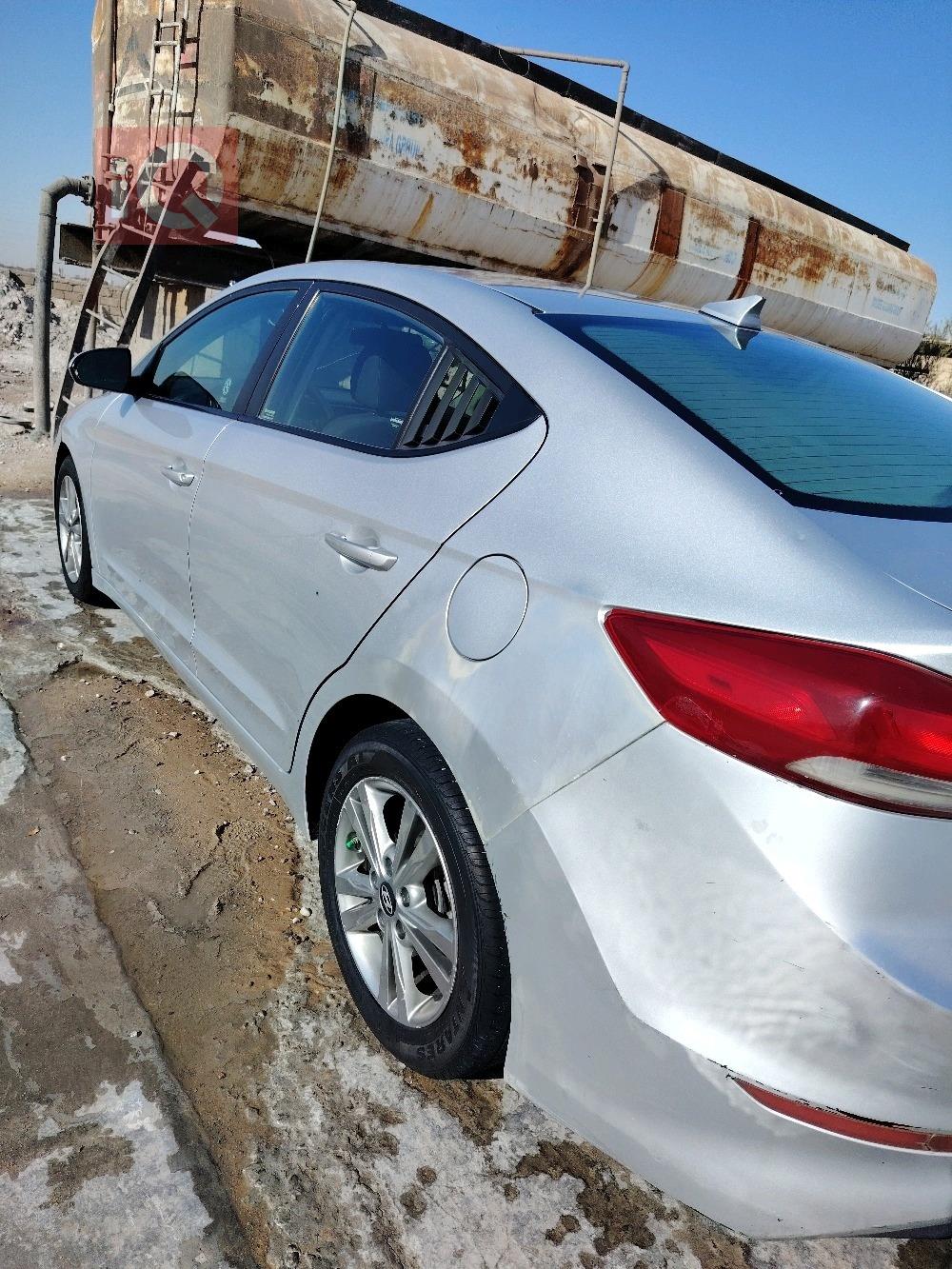 هيونداي النترا